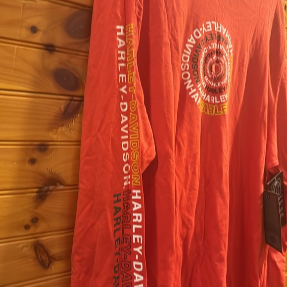 NWT women’s Harley Davidson, long sleeve red T-shirt, size 2X - Picture 3 of 5